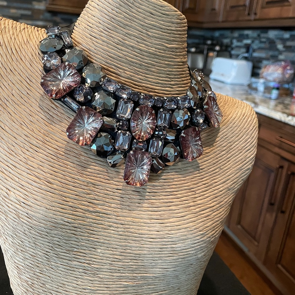 Neck collar